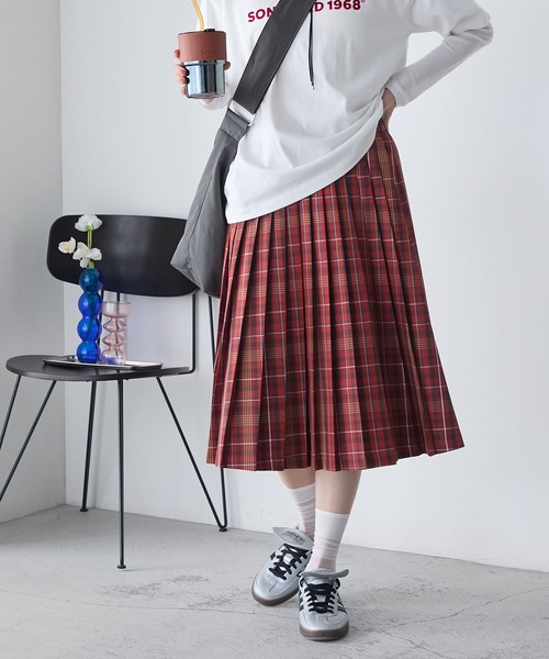 初期メタモルフォーゼ 赤黒チェック フレアスカート osharewalker（オシャレウォーカー） フレアスカート ボトムス