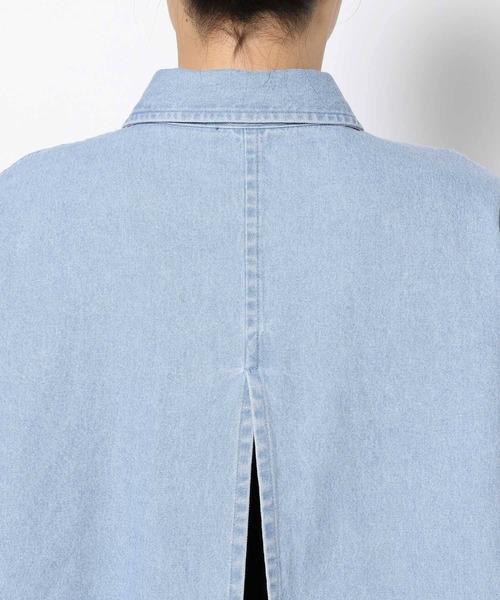 LOWRYS FARM（ローリーズファーム）の「アソートデニムＢＩＧシャツ 289022（シャツ/ブラウス・レディース・ブルー系その他/グレー/ブルー・FREE）」の8枚目の写真