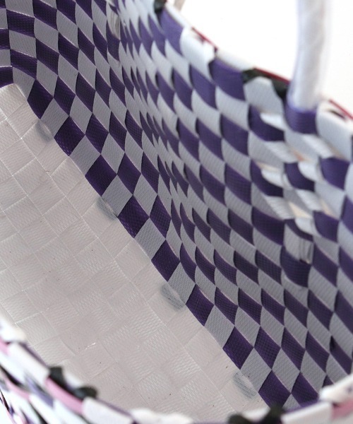 チチカカ（チチカカ）の「ダイヤA4パサールバッグ【WEB限定】（かごバッグ・レディース・ホワイト/パープル/ブルー/グリーン/ブラック・FREE）」の10枚目の写真