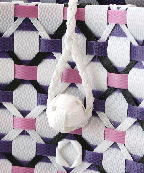 チチカカ（チチカカ）の「ダイヤA4パサールバッグ【WEB限定】（かごバッグ・レディース・ホワイト/パープル/ブルー/グリーン/ブラック・FREE）」の11枚目の写真