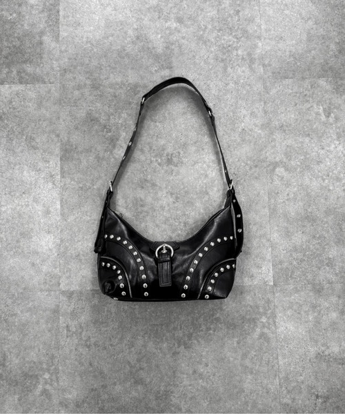 LVEU.（ラブユ.）の「【LVEU.】スタッズデザインハンドバッグ / バッグ BAG かばん ショルダー ワンショルダー スタッズ フラップ ジップ ファスナー 横長 ハンドバッグ ブラック シルバー（ハンドバッグ・レディース・シルバー/ブラック・FREE）」の22枚目の写真