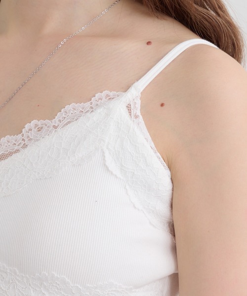 RAY CASSIN（レイカズン）の「【サイズ展開あり】パット付レースキャミ（キャミソール・レディース・アイボリー/ブラック系その他2/ブルー系その他2/ホワイト系その他2/ホワイト系その他/ミント/ホワイト系その他3・FREE/S）」の8枚目の写真