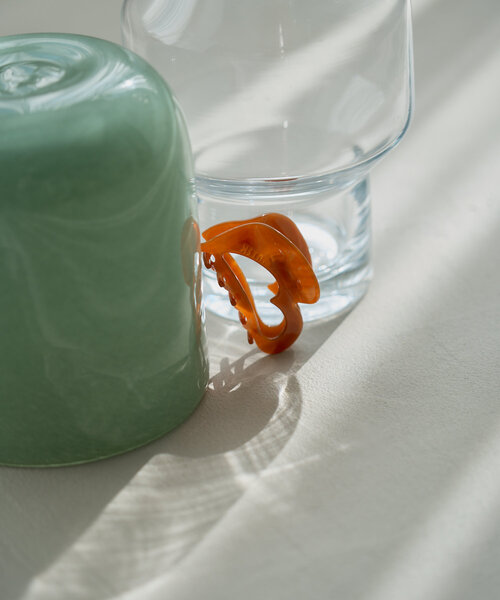 Kastane（カスタネ）の「【fiw.】ハートバンスクリップ（バレッタ/ヘアクリップ・レディース・アイボリー/ブルー系その他/ブラウン・FREE）」の9枚目の写真