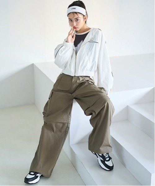 LOVETOXIC(ラブトキシック)の「【LTXC】【撥水】2WAYハーフカーゴパンツ(その他パンツ・キッズ・ホワイト/ブルーグレー/カーキ/ブラック・S:140cm/M:150cm/L:160cm)」の4枚目の写真