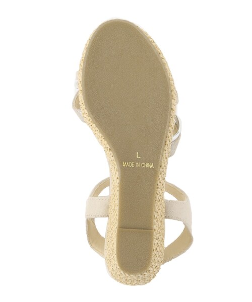 grove(グローブ)の「【大人気につき追加!・人間工学】メタルラインワンタッチサンダル(サンダル・レディース・アイボリー系3/シルバー/ベージュ系その他7/ブラック系3・S/M/L)」の10枚目の写真