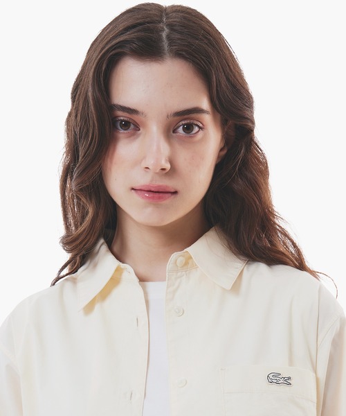 LACOSTE（ラコステ）の「クロップド丈 ウエストシャーリングシャツ ショートブルゾン（シャツ/ブラウス・レディース・ベージュ/オフホワイト・40/38/36/34）」の9枚目の写真