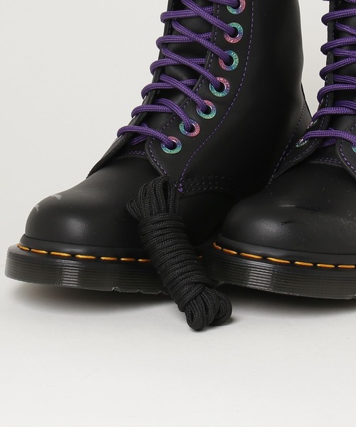 【新品未使用&完売品】Dr.Martens×BT21 1460 8ホールブーツ BT21 x Dr. Martens 1460 8 Hole Boots Limited Edition Black