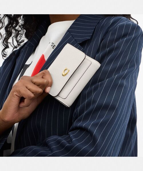 【COACH】コーチ ミラスモールフラップウォレット 2つ折り財布 ミラ スモール フラップ ウォレット | COACH/コーチ | 三越