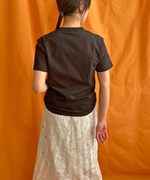 LHELBIE（レルビエ）の「DEFIフロッキーロゴTシャツ（Tシャツ/カットソー・レディース・ホワイト/ネイビー/ブラック・M）」の6枚目の写真