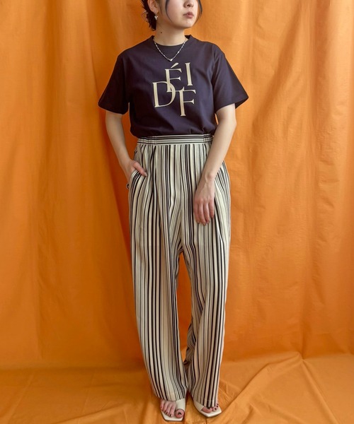 LHELBIE（レルビエ）の「DEFIフロッキーロゴTシャツ（Tシャツ/カットソー・レディース・ホワイト/ネイビー/ブラック・M）」の19枚目の写真