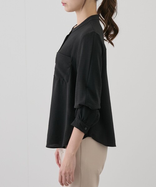 Jayro（ジャイロ）の「アウトポケバンドカラーブラウス（シャツ/ブラウス・レディース・ブラック/サックスブルー/オフホワイト・M）」の12枚目の写真