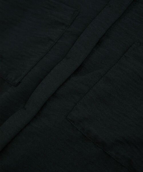 Jayro（ジャイロ）の「アウトポケバンドカラーブラウス（シャツ/ブラウス・レディース・ブラック/サックスブルー/オフホワイト・M）」の6枚目の写真