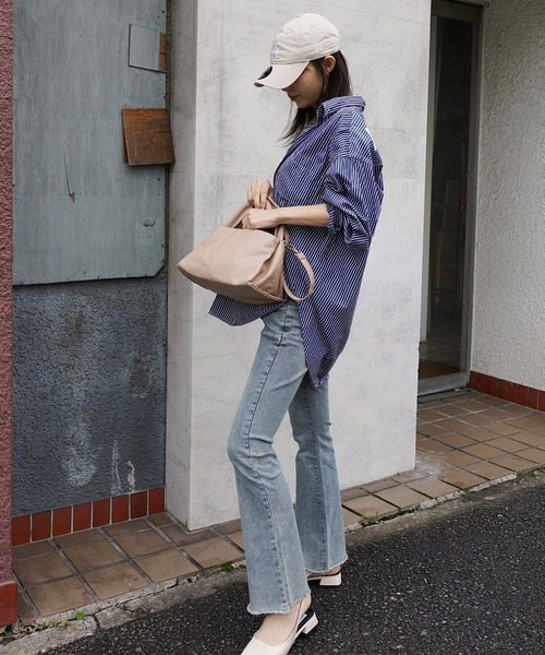 Mela(メラ)の「【マタニティ】オールシーズン着回しOK!美脚フレアデニム(デニムパンツ・レディース・ライトブルー/ブラック/ブルー・XL/M/L)」の19枚目の写真