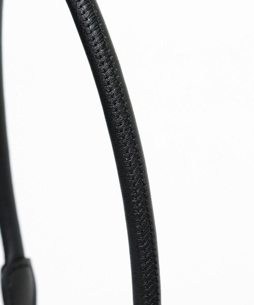 LAKOLE(ラコレ)の「2WAYポケット巾着ショルダーバッグ / 319932(ショルダーバッグ・レディース・オフホワイト/ブラック/カーキ/ライトグレー・FREE)」の14枚目の写真