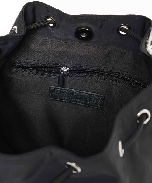 LAKOLE(ラコレ)の「2WAYポケット巾着ショルダーバッグ / 319932(ショルダーバッグ・レディース・オフホワイト/ブラック/カーキ/ライトグレー・FREE)」の17枚目の写真