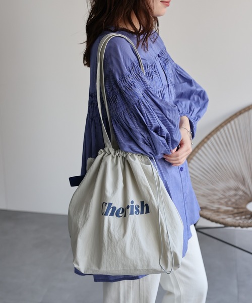 ap retro(アプレトロ)の「ドロストコード巾着ロゴトートバッグ(トートバッグ・レディース・ベージュ/ライトグレー/ブルー/ブラック・FREE)」の7枚目の写真