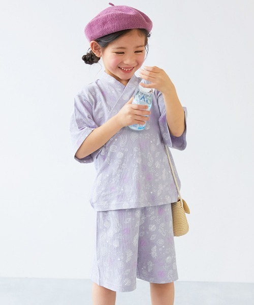 devirock（デビロック）の「すぽっと着られる 着心地やわらか 総柄プリント おやすみ甚平（浴衣・キッズ・ネイビー系1/グレー系1/ブラック系1/ブルー系3/ブルー系1/イエロー系1/ピンク系1/ブルー系2・100cm/110cm/120cm/130cm/140cm/150cm/160cm）」の6枚目の写真