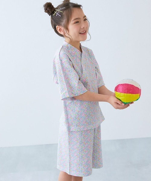 devirock（デビロック）の「すぽっと着られる 着心地やわらか 総柄プリント おやすみ甚平（浴衣・キッズ・ネイビー系1/グレー系1/ブラック系1/ブルー系3/ブルー系1/イエロー系1/ピンク系1/ブルー系2・100cm/110cm/120cm/130cm/140cm/150cm/160cm）」の8枚目の写真