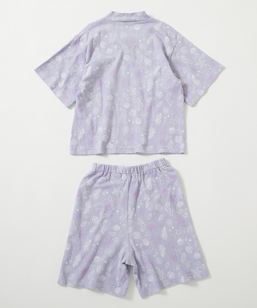 devirock（デビロック）の「すぽっと着られる 着心地やわらか 総柄プリント おやすみ甚平（浴衣・キッズ・ネイビー系1/グレー系1/ブラック系1/ブルー系3/ブルー系1/イエロー系1/ピンク系1/ブルー系2・100cm/110cm/120cm/130cm/140cm/150cm/160cm）」の16枚目の写真