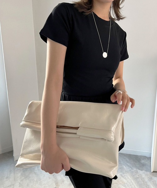 Jewelobe(ジュエローブ)の「フォールドクラッチショルダーバッグ(ショルダーバッグ・レディース・オフホワイト/グリーン/ブラック・FREE)」の5枚目の写真