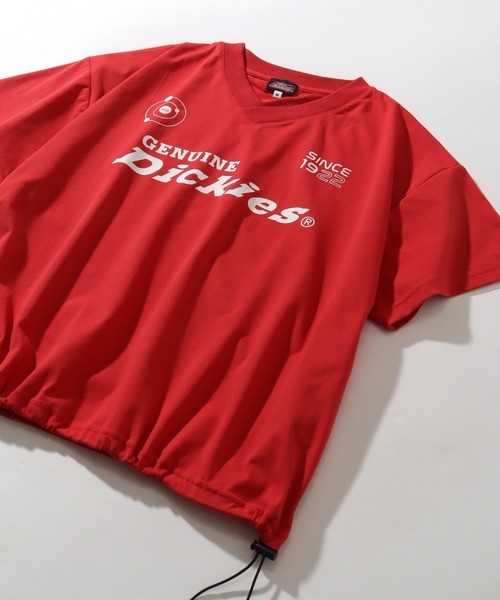 Dickies（ディッキーズ）の「【GENUINE DICKIES/ジェニュインディッキーズ】ストレッチVネックハーフスリーブTシャツ（Tシャツ/カットソー・レディース・レッド/ブラック/グリーン・M/L）」の6枚目の写真