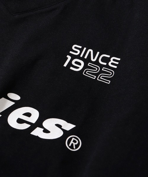 Dickies（ディッキーズ）の「【GENUINE DICKIES/ジェニュインディッキーズ】ストレッチVネックハーフスリーブTシャツ（Tシャツ/カットソー・レディース・レッド/ブラック/グリーン・M/L）」の10枚目の写真