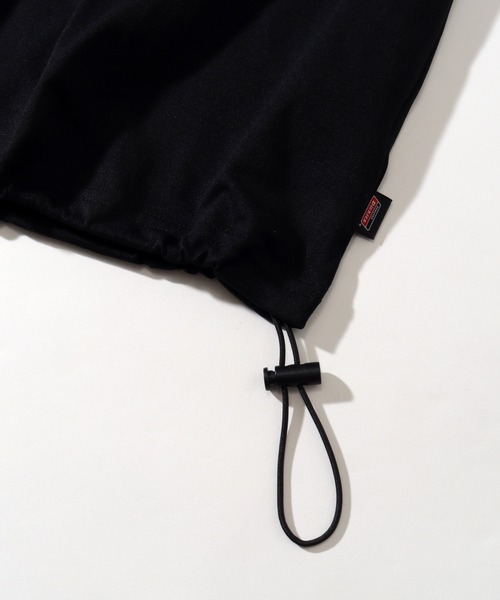 Dickies（ディッキーズ）の「【GENUINE DICKIES/ジェニュインディッキーズ】ストレッチVネックハーフスリーブTシャツ（Tシャツ/カットソー・レディース・レッド/ブラック/グリーン・M/L）」の13枚目の写真