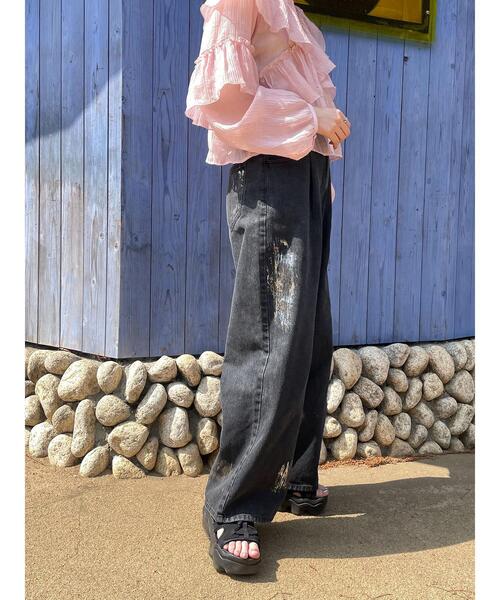 ehka sopo(エヘカソポ)の「箔プリントワイドデニムパンツ(デニムパンツ・レディース・ブルー/サックスブルー/グレー・F)」の6枚目の写真