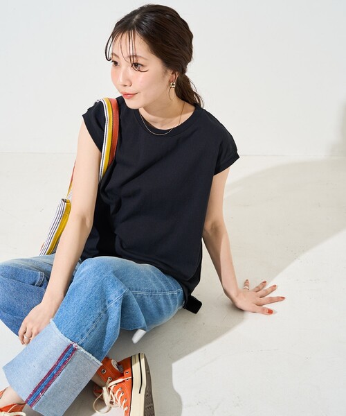 FREAK'S STORE(フリークスストア)の「限定展開 ノースリーブ Tシャツ(Tシャツ/カットソー・レディース・サックスブルー/レッド/その他13/ワインレッド/グレー/オフホワイト/ベージュ/ブラウン/ネイビー/ブラック・フリ-)」の3枚目の写真