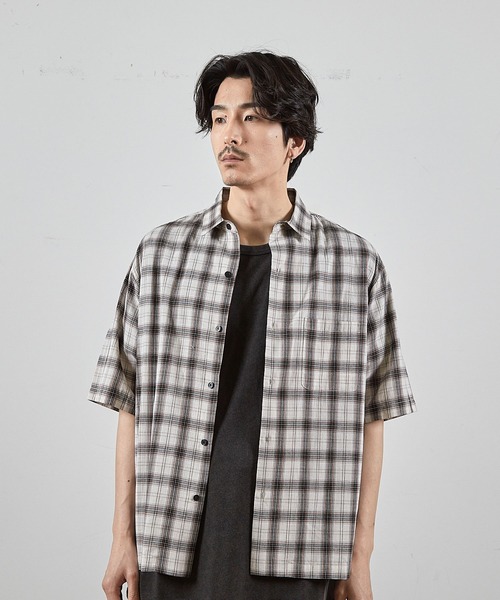 RATTLE TRAP（ラトルトラップ）の「アメリカンチェックレギュラーカラー半袖シャツ（シャツ/ブラウス・メンズ・ネイビー/サックスブルー・L/M/LL）」の3枚目の写真