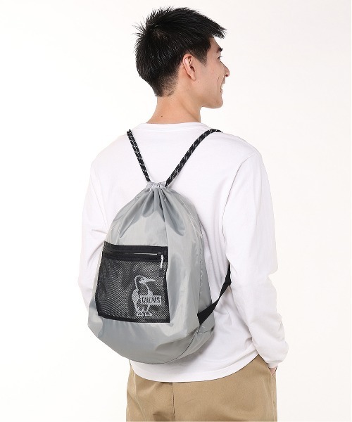CHUMS(チャムス)の「【CHUMS/チャムス】 Easy-Go Drawstring Reversible Shoulder Bag(ショルダーバッグ・レディース・ブラック/その他1/ライトグレー/その他2・FREE)」の10枚目の写真