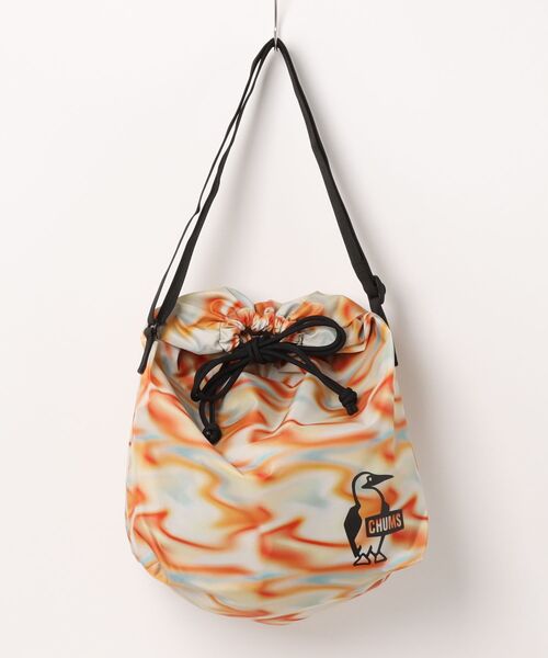 CHUMS(チャムス)の「【CHUMS/チャムス】 Easy-Go Drawstring Reversible Shoulder Bag(ショルダーバッグ・レディース・ブラック/その他1/ライトグレー/その他2・FREE)」の12枚目の写真