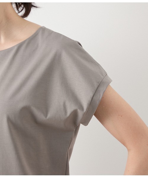 NEWYORKER(ニューヨーカー)の「【UVカット・透け防止・遮熱】ソルシールド フレンチスリーブTシャツ(Tシャツ/カットソー・レディース・ベージュ系その他/ホワイト・M/L)」の4枚目の写真