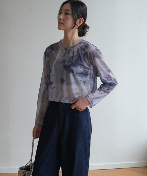 maison de LATIR(メゾンドラティール)の「無地のシアー素材に飽きたら次はタイダイ柄。夏服UV対策にも長袖シアートップス(Tシャツ/カットソー・レディース・グレー/パープル・ONESIZE)」の18枚目の写真