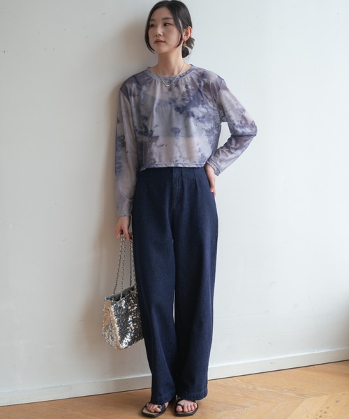 maison de LATIR(メゾンドラティール)の「無地のシアー素材に飽きたら次はタイダイ柄。夏服UV対策にも長袖シアートップス(Tシャツ/カットソー・レディース・グレー/パープル・ONESIZE)」の12枚目の写真