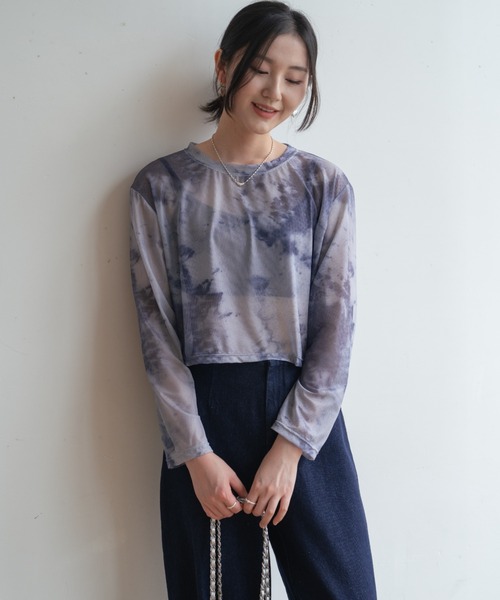 maison de LATIR(メゾンドラティール)の「無地のシアー素材に飽きたら次はタイダイ柄。夏服UV対策にも長袖シアートップス(Tシャツ/カットソー・レディース・グレー/パープル・ONESIZE)」の22枚目の写真