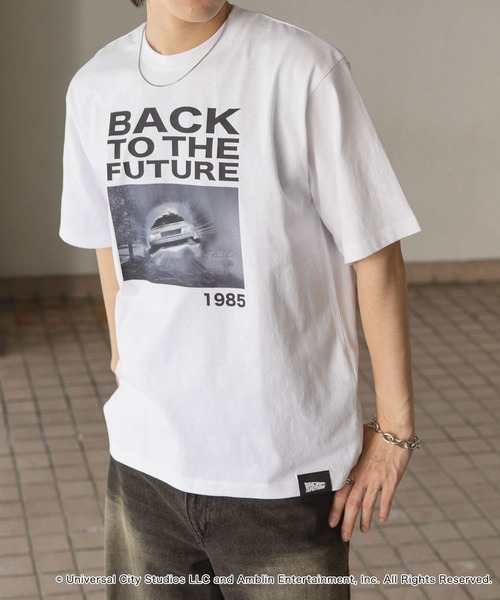 SENSE OF PLACE by URBAN RESEARCH（センスオブプレイスバイアーバンリサーチ）の「『別注』SENSE OF PLACE×BTTF　クルーネックプリントTシャツ A（Tシャツ/カットソー・メンズ・レッド/ホワイト/ブラック・MEDIUM/LARGE）」の16枚目の写真