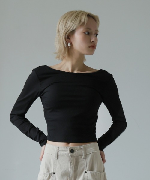 Ulysses(ユリシス)の「【ブラトップ】カップ付きバックオープンクロスデザインカットソー(Tシャツ/カットソー・レディース・ホワイト/ブラック/グレー・M/S)」の5枚目の写真