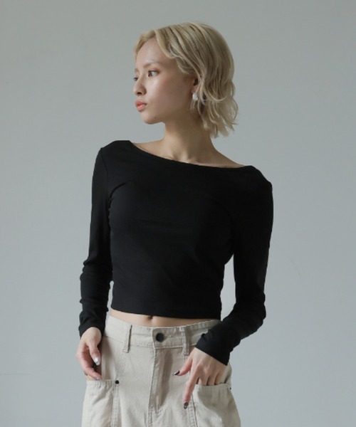Ulysses(ユリシス)の「【ブラトップ】カップ付きバックオープンクロスデザインカットソー(Tシャツ/カットソー・レディース・ホワイト/ブラック/グレー・M/S)」の8枚目の写真