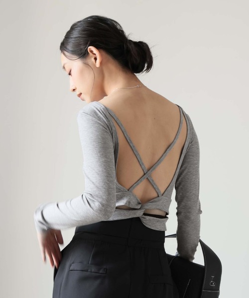 Ulysses(ユリシス)の「【ブラトップ】カップ付きバックオープンクロスデザインカットソー(Tシャツ/カットソー・レディース・ホワイト/ブラック/グレー・M/S)」の19枚目の写真
