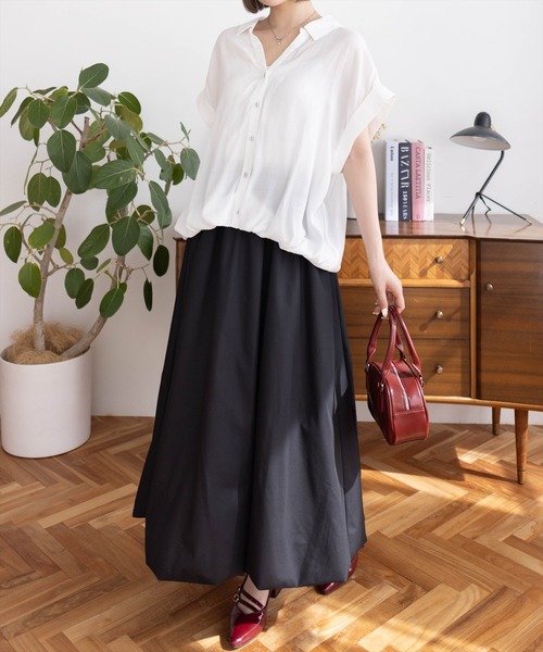 CLEAR BASIC（クリアベーシック）の「バックスピンドル裾タックフレンチスリーブブラウス[オフィスカジュアル 着回し抜群]（シャツ/ブラウス・レディース・オフホワイト/ブラック/ピンク/サックスブルー/ブルー系その他/ピンク系その他/ホワイト系その他・F）」の21枚目の写真