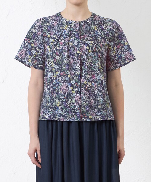 amaca(アマカ)の「【Anniversary Piece】ワイルドフラワープルオーバー(シャツ/ブラウス・レディース・ダークネイビー/オフホワイト・40/38)」の13枚目の写真