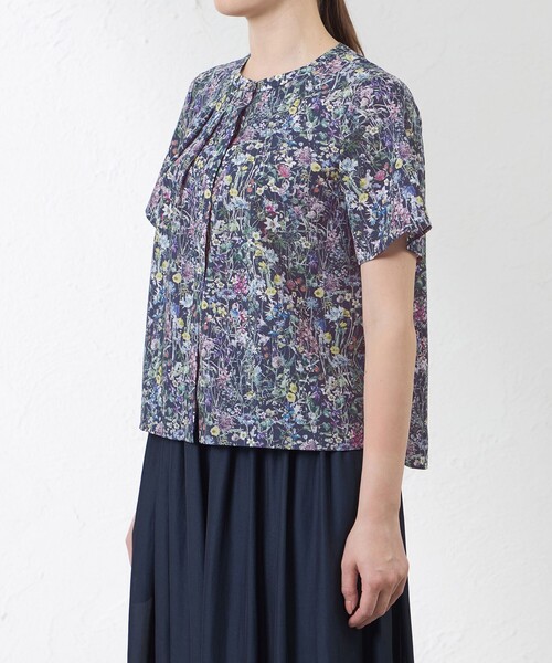 amaca(アマカ)の「【Anniversary Piece】ワイルドフラワープルオーバー(シャツ/ブラウス・レディース・ダークネイビー/オフホワイト・40/38)」の14枚目の写真