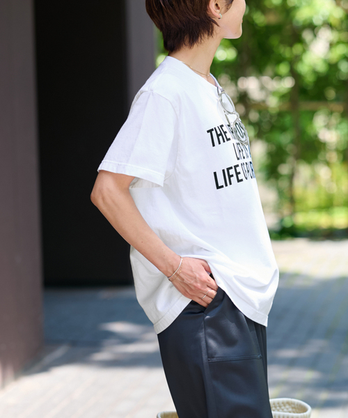 JOURNAL STANDARD relume（ジャーナルスタンダード　レリューム）の「《追加》別注【GULFCOAST SPORTSWEAR】ロゴTシャツ（Tシャツ/カットソー・レディース・ライトホワイト/グリーン/ベージュ/ネイビー・FREE）」の12枚目の写真