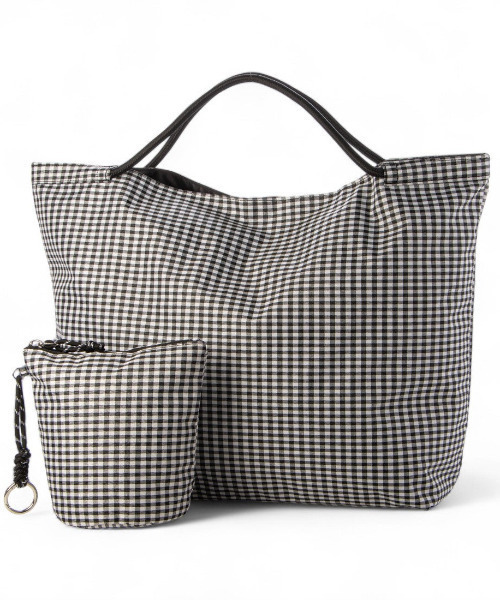 cache cache（カシュ カシュ）の「カシュカシュ cachecache / ウォッシャーナイロンパッカブルトート（トートバッグ・レディース・アイボリー/ブラック/グレー/ブラック系その他・FREE）」の4枚目の写真