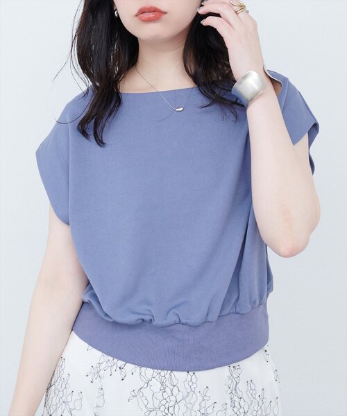 natural couture（ナチュラルクチュール）の「きれいめポンチボートネックTOPS（タンクトップ・レディース・ピンク/ブルー/アイボリー/グレイッシュベージュ/ブラック・FREE）」の2枚目の写真