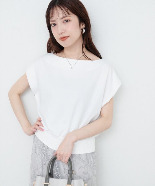 natural couture（ナチュラルクチュール）の「きれいめポンチボートネックTOPS（タンクトップ・レディース・ピンク/ブルー/アイボリー/グレイッシュベージュ/ブラック・FREE）」の7枚目の写真