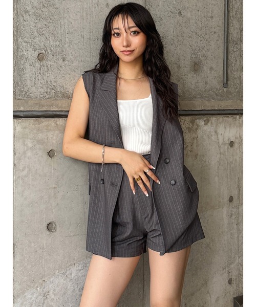 MURUA（ムルーア）の「【セットアップ対応】ピークドラペルダブルミドルジレベスト（ベスト・レディース・ブラック/ネイビー/グレー/モカ・FREE）」の10枚目の写真