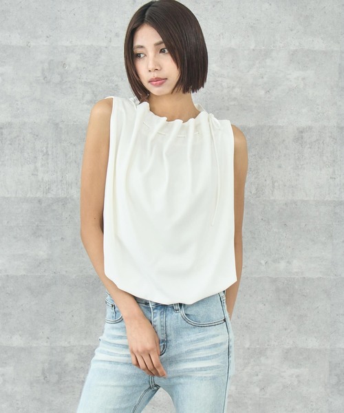 ANAP(アナップ)の「ノースリーブ リボンギャザーブラウス(シャツ/ブラウス・レディース・グレー/ブラック/ホワイト・FREE)」の2枚目の写真
