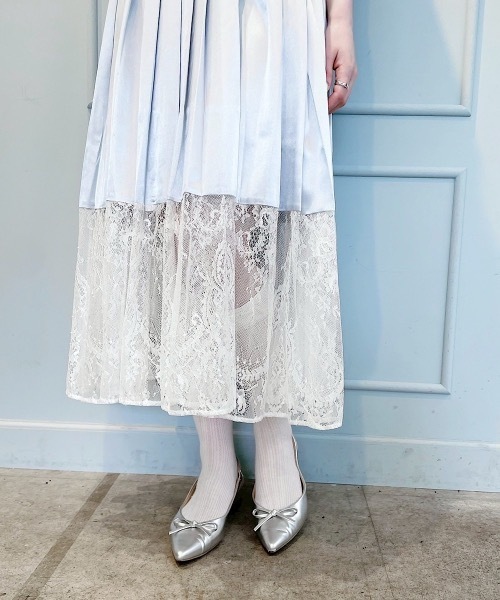 lilLilly（リルリリー）の「サテンプリーツレースロングスカート（2way/取り外し）（スカート・レディース・ブルー/ブラック/ピンク・FREE）」の20枚目の写真
